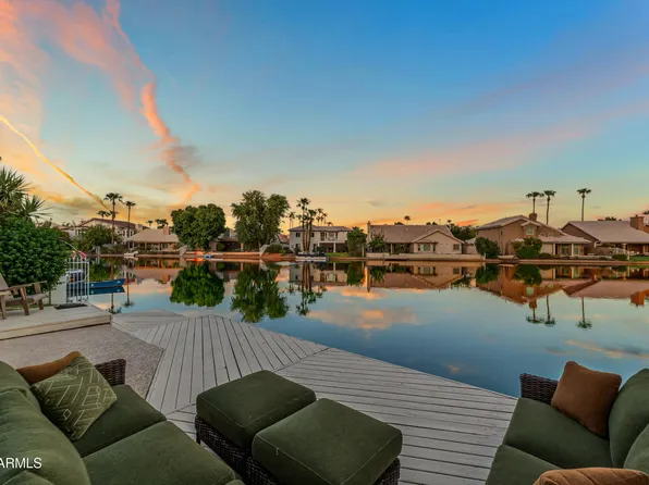 521 S MARINA Drive, Gilbert, AZ 85233