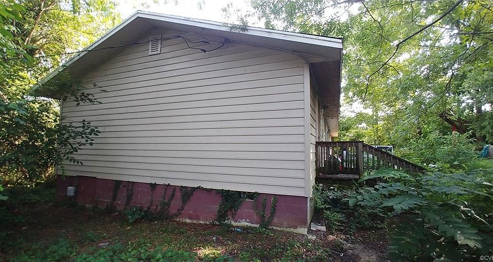 2nd image of 12004 De Lavial St