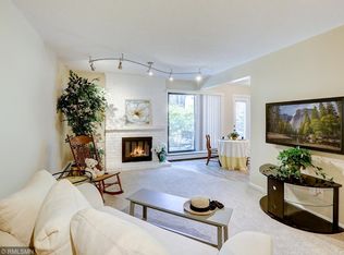 4418 Cedar Lake Rd S APT 3, Minneapolis, MN 55416