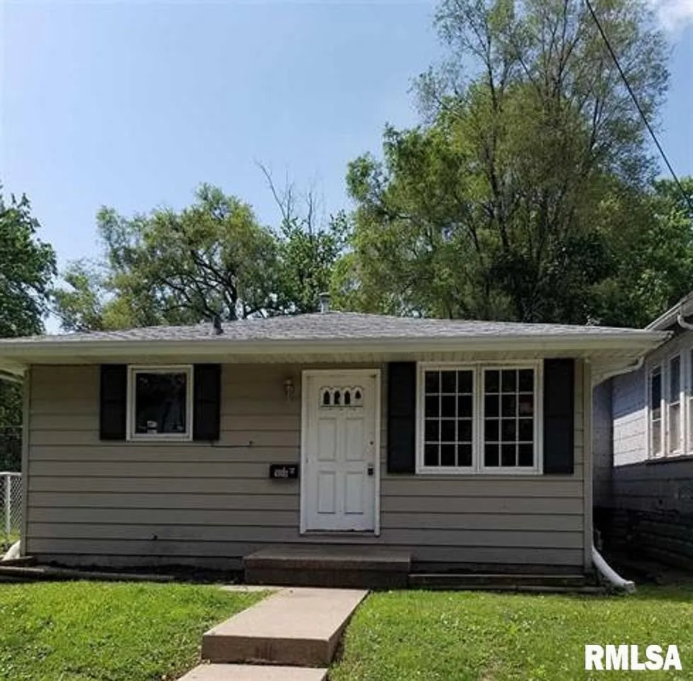 908 E Virginia Ave photo 1