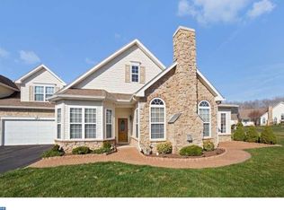 1009 Bordeaux Ln, Pennsburg, PA 18073