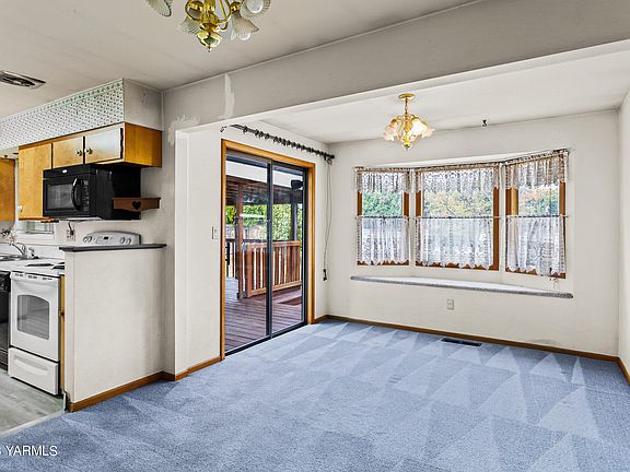 5th image of 2903 W Lincoln Ave