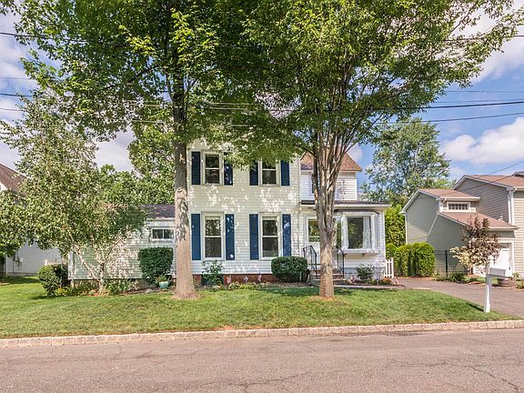 2nd image of 721 Williams Ave