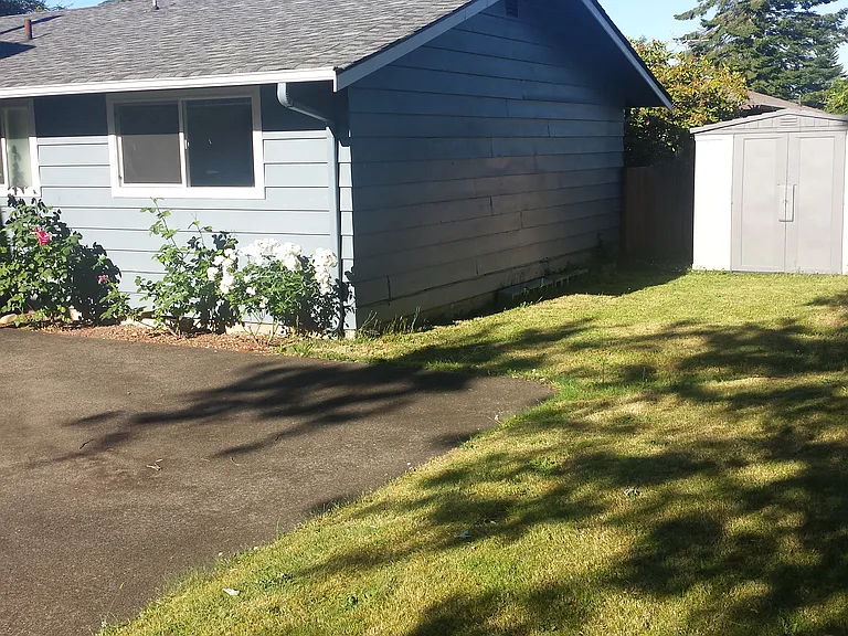 11711 SE 166th Pl — Photo 16