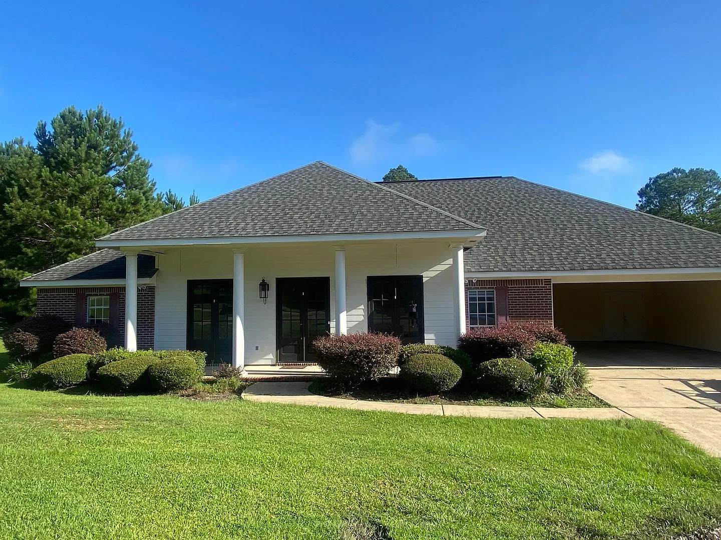 314 Romar Place — Photo 1