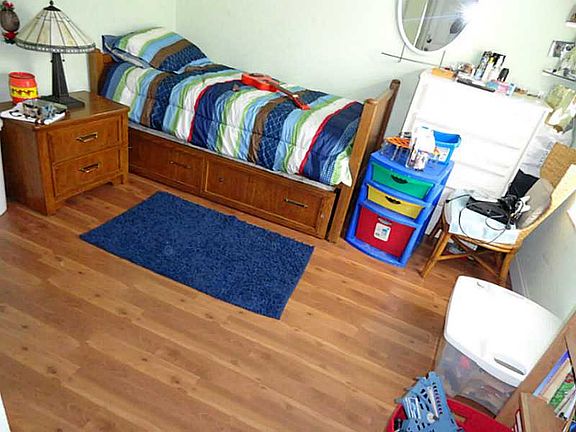 5th image of 4014 Crescent Creek Dr