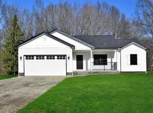 2346 Wilshire Dr, Cortland, OH 44410