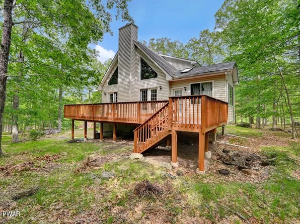 100 Plateau Dr, Lackawaxen, PA 18435