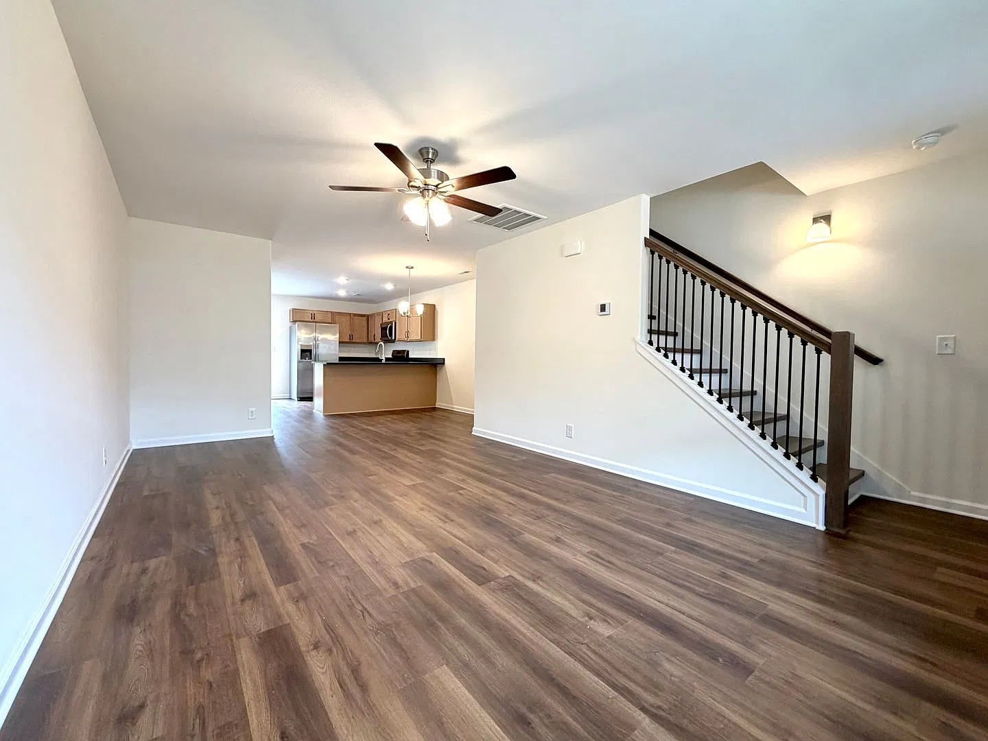Serene Townhomes - 904 Peaceful Place — Photo 4
