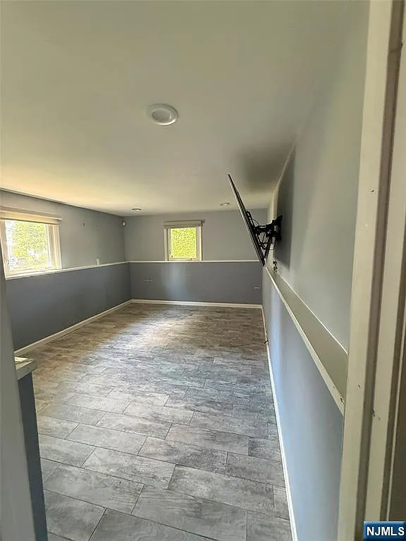 3 bed, 3.0 bath, $5,900 — Photo 4