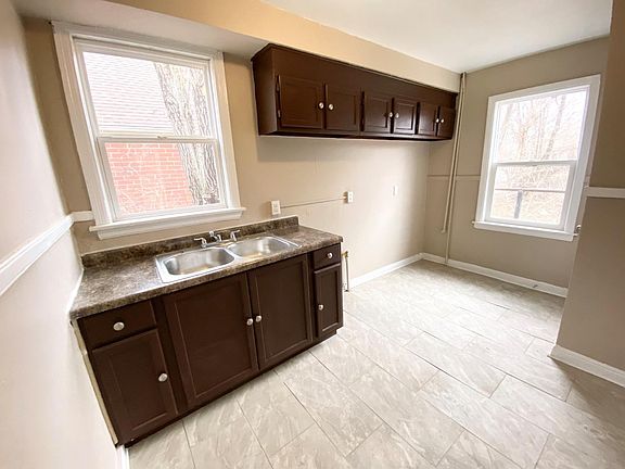 2nd image of 625 Martin Luther King Dr