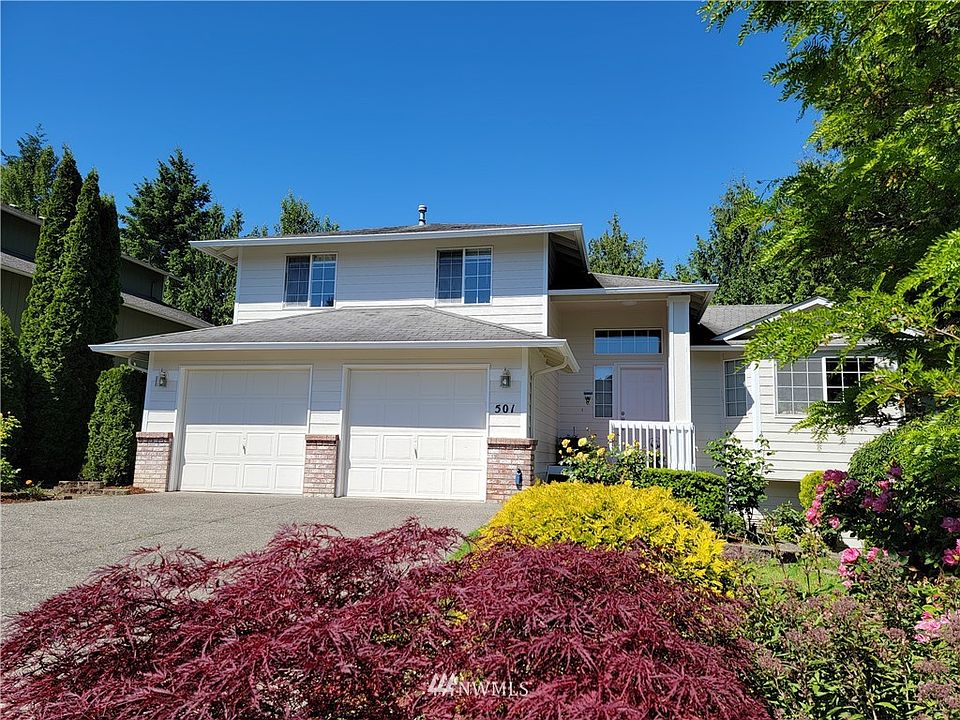 1st image of 501 21st Avenue Ct E