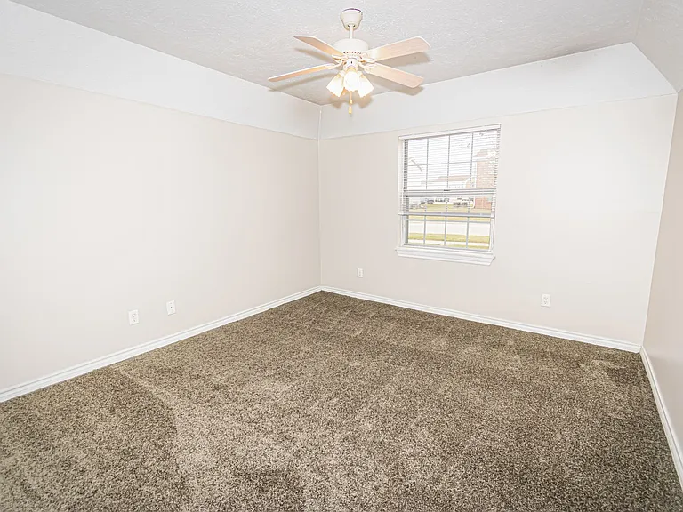 Parkview Apartments — Photo 13