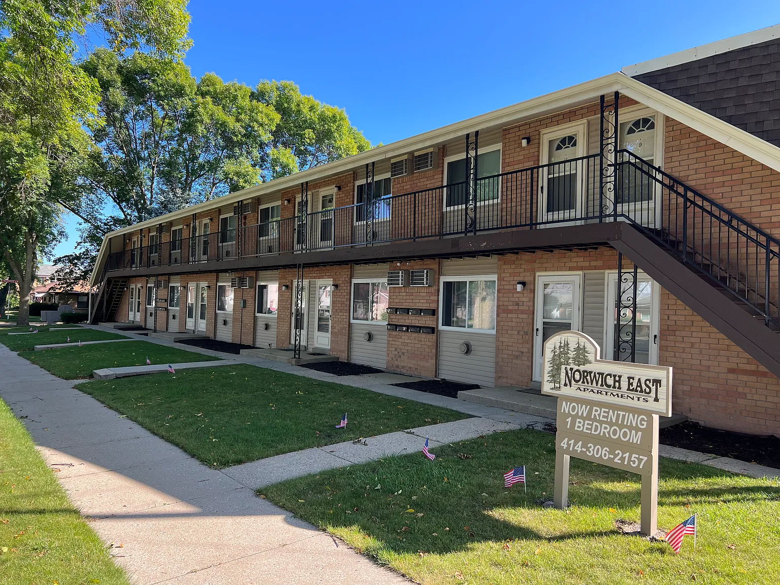 1 bed, $935 — Photo 2