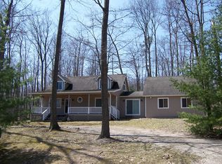 105 Lausanne St, Roscommon, MI 48653