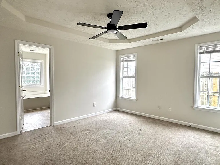 2517 Forest Lodge Dr — Photo 9