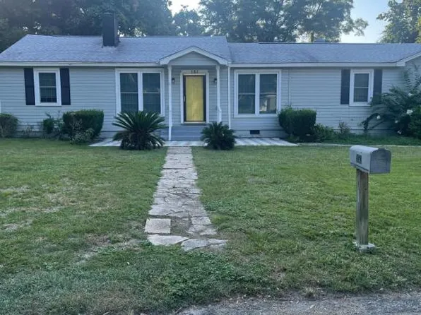 151 Village Cir W, Mobile, AL 36608