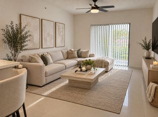 7000 SW 80th St APT 308, Miami, FL 33143