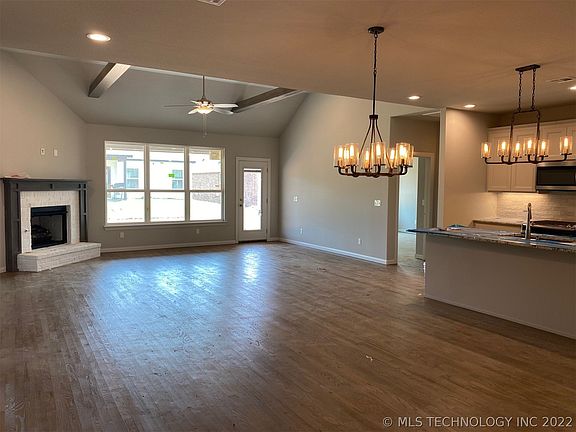 4th image of 10103 S 229th East Ave