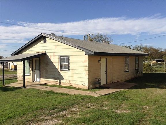 3rd image of 512 Bluebonnet St