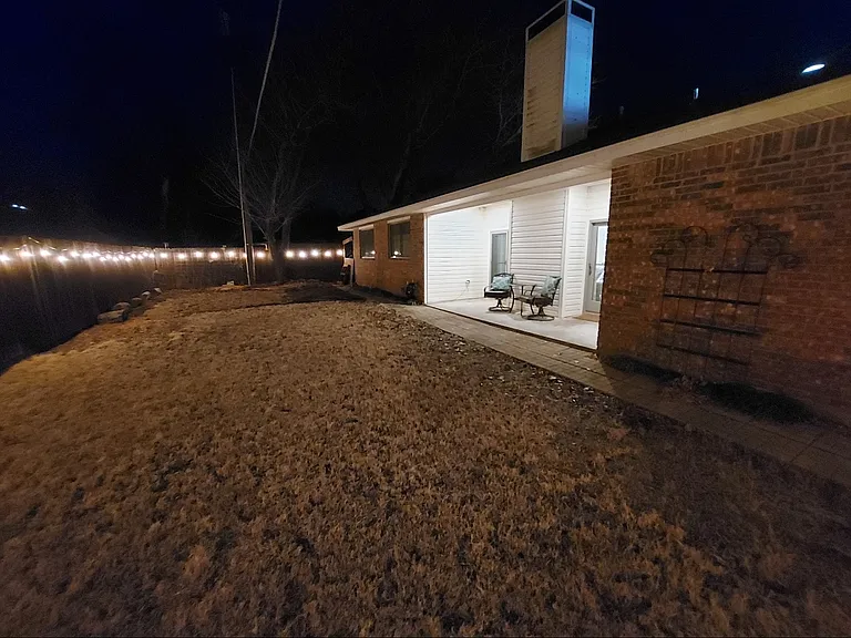 8904 Camfield Way St — Photo 3