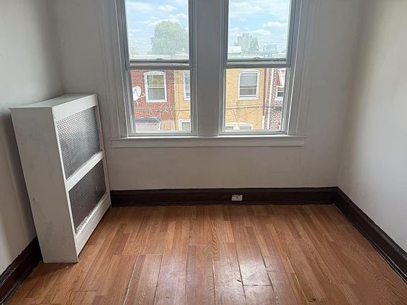 5th image of 5023 N 8th St