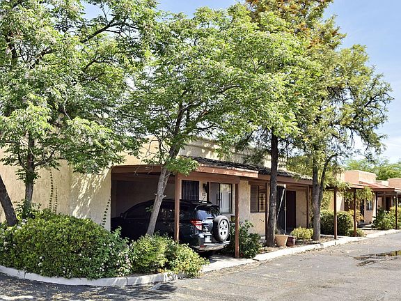 4th image of 3372 E Blacklidge Dr