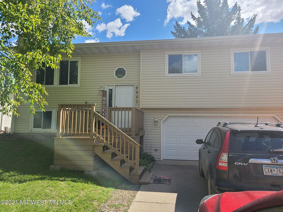1st image of 2927 17th Ave S