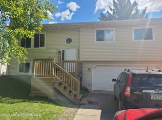 2927 17th Ave S, Moorhead, MN 56560