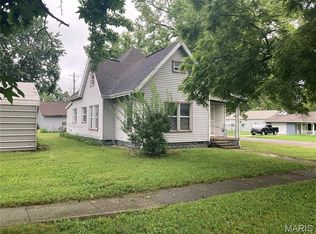 445 E Sedgwick St, Brookfield, MO 64628
