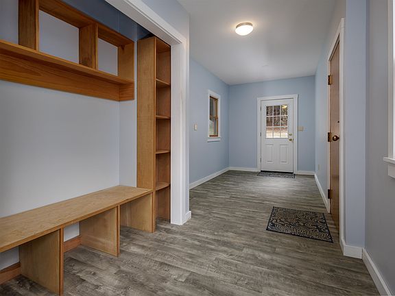 4th image of 212 West Fairlee Road