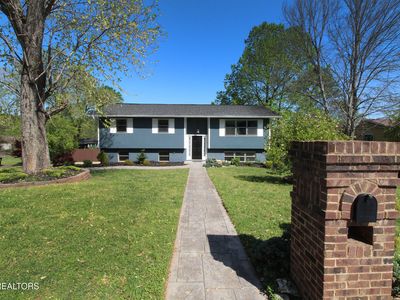 9040 Shallowford Rd, Knoxville, TN, 37923