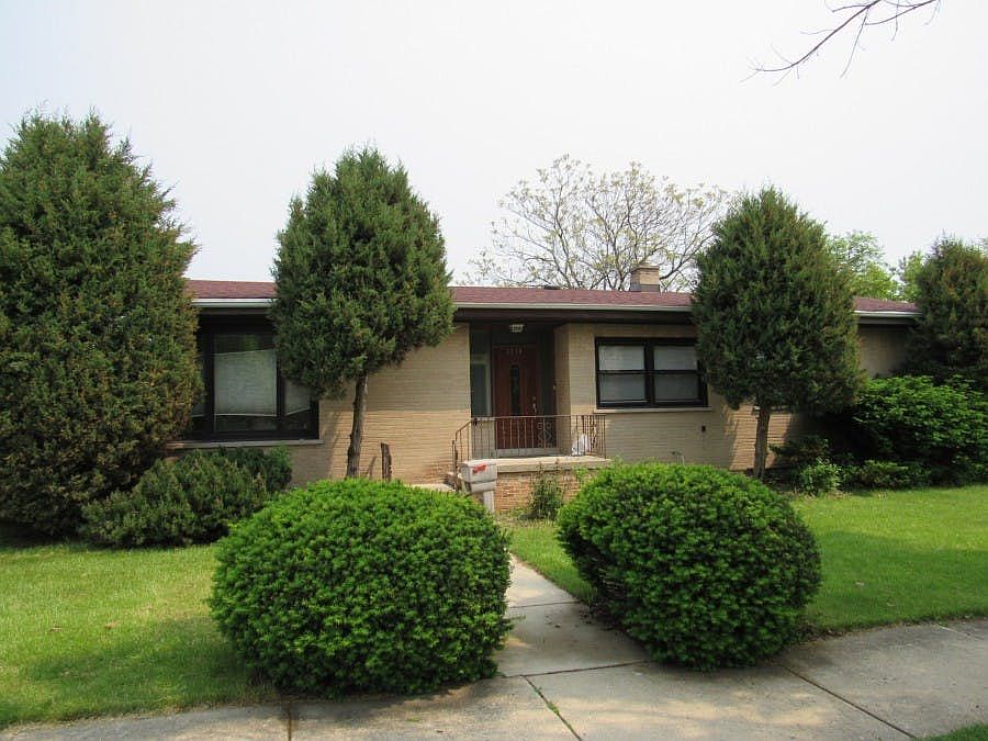 1st image of 3870 Dobson St