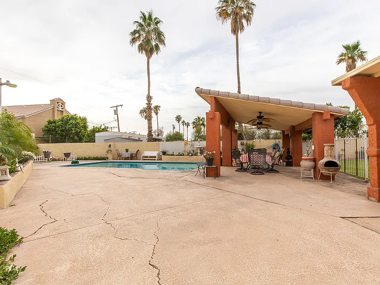 1714 Elena Dr — Photo 31