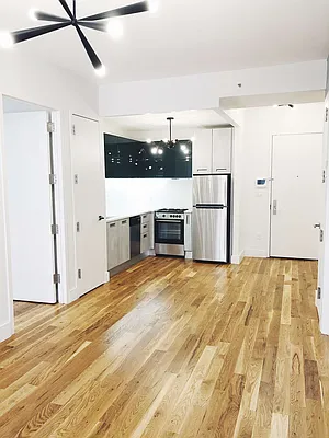 Rented by Manhattan Management LLC | media 13