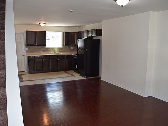 5th image of 1537 S Corlies St