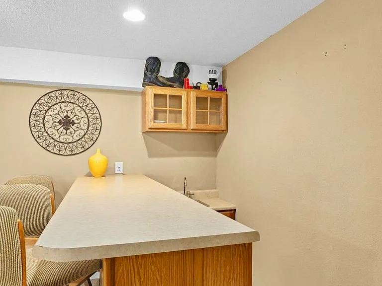 2621 Lake Lucerne Dr — Photo 36