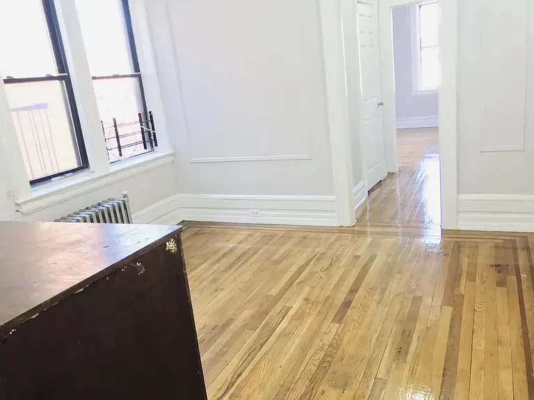 811 Broadway #2 — Photo 9