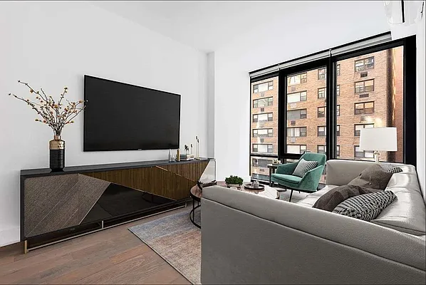 Rented by REAL New York | media 7