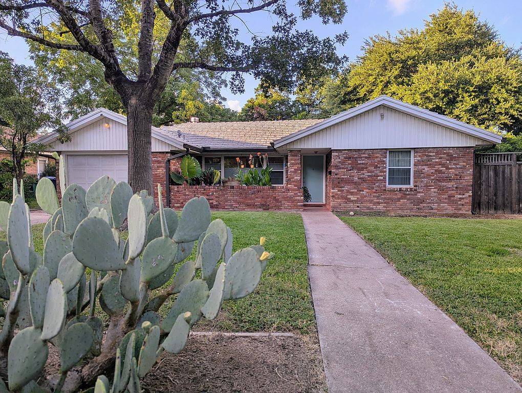 1610 Larkwood Dr - Property Image
