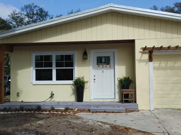 1110 27th St, Vero Beach, FL 32960