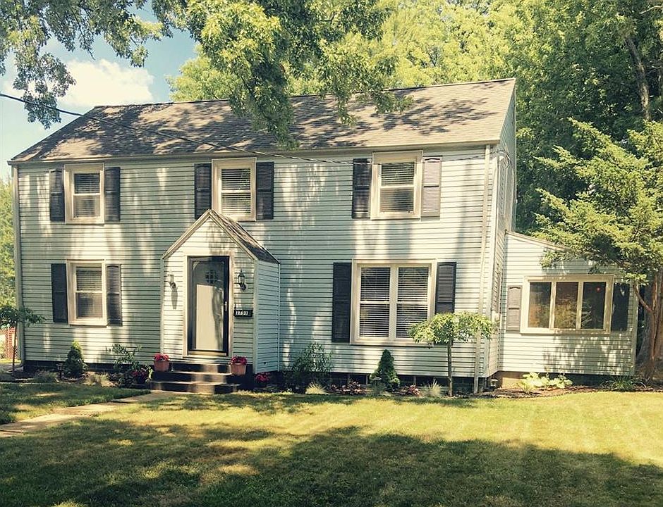 1st image of 1751 Woodland St NE