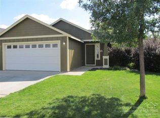 3180 SW Peridot Ave, Redmond, OR 97756