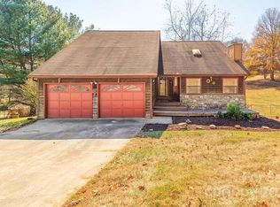 103 Panorama Ct, Asheville, NC 28806