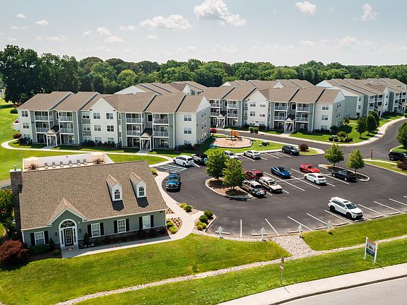 3rd image of 23058 Meadow Wood Ct #C