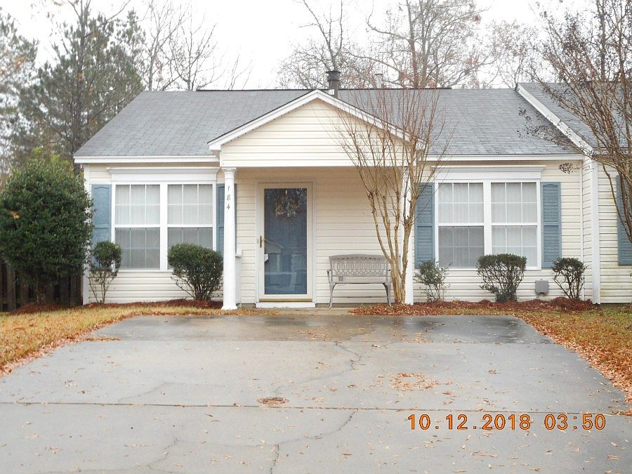 1st image of 184 Ashewood Commons Dr