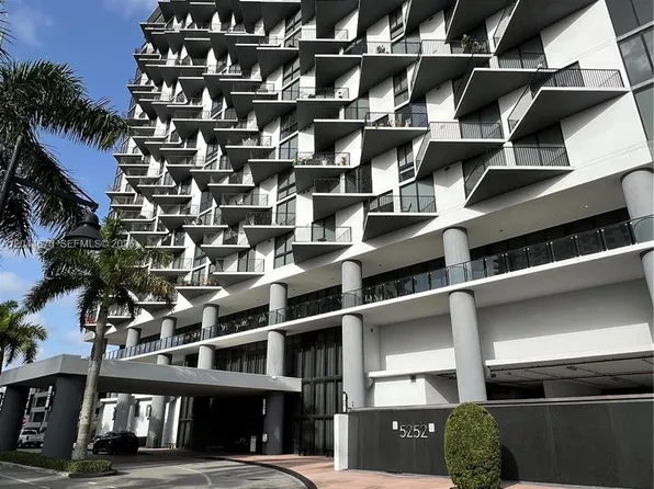 5252 NW 85th Ave APT 1707, Doral, FL 33166