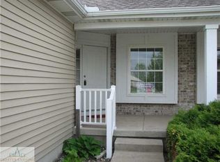 911 Sandview Dr, Charlotte, MI 48813