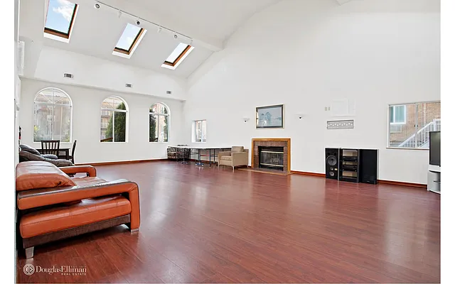 Sold by Douglas Elliman | media 4