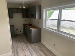 721 Bay St APT 2E, Fall River, MA 02724